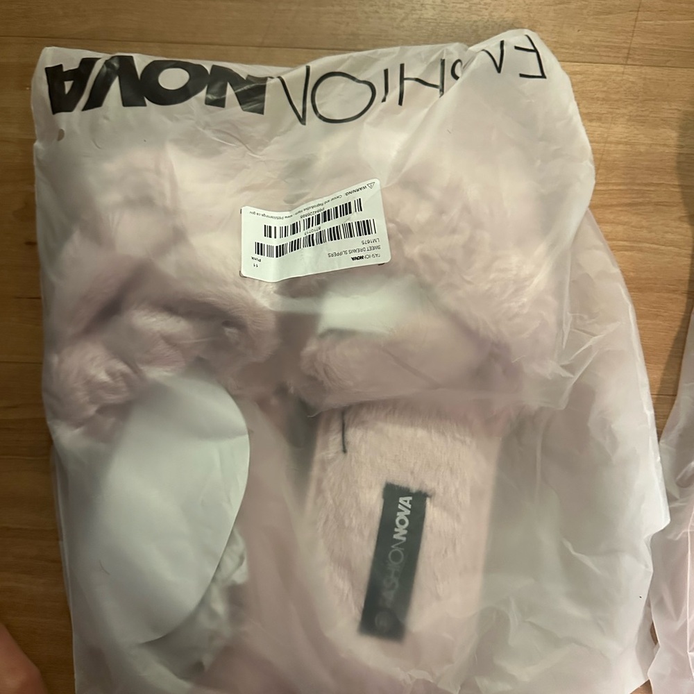 Fashion Nova Soft Pink Plush Slippers